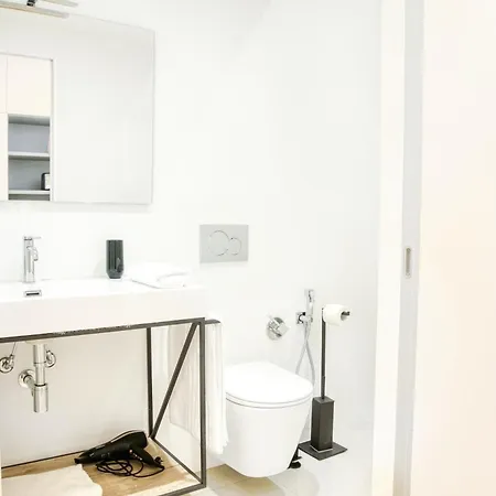 Apartament Corso Vittorio Emanuele Grandsuite - Position In Next To Duomo Mediolan